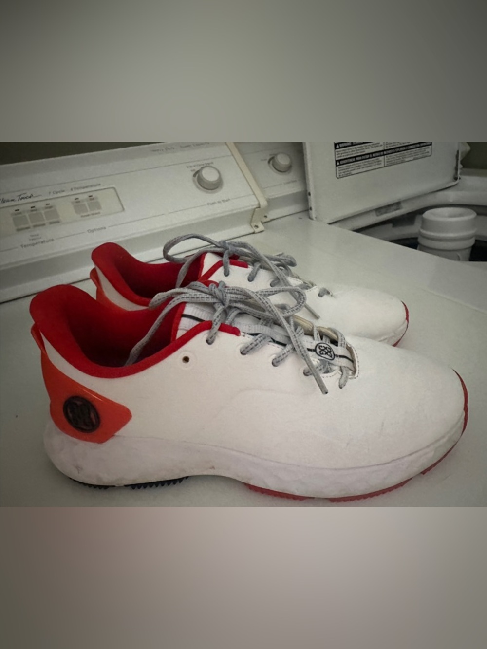 G/FORE Kids White and Red Golf Sneakers